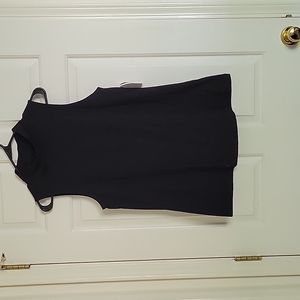 Sleeveless Mock Neck Shirt